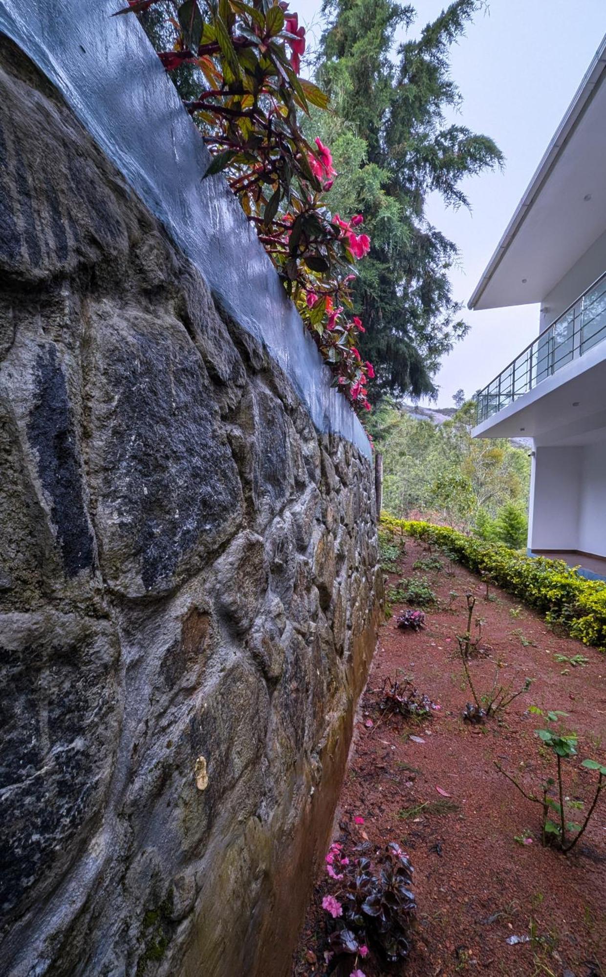 Valley View Inn, โกตากิริ ภายนอก รูปภาพ